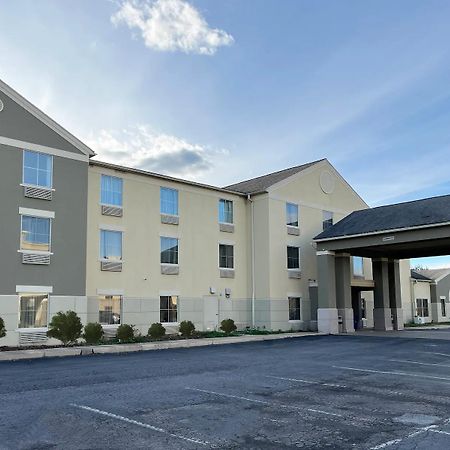 Wingate By Wyndham Clearfield Hotel Bagian luar foto