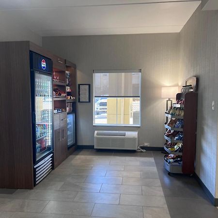 Wingate By Wyndham Clearfield Hotel Bagian luar foto