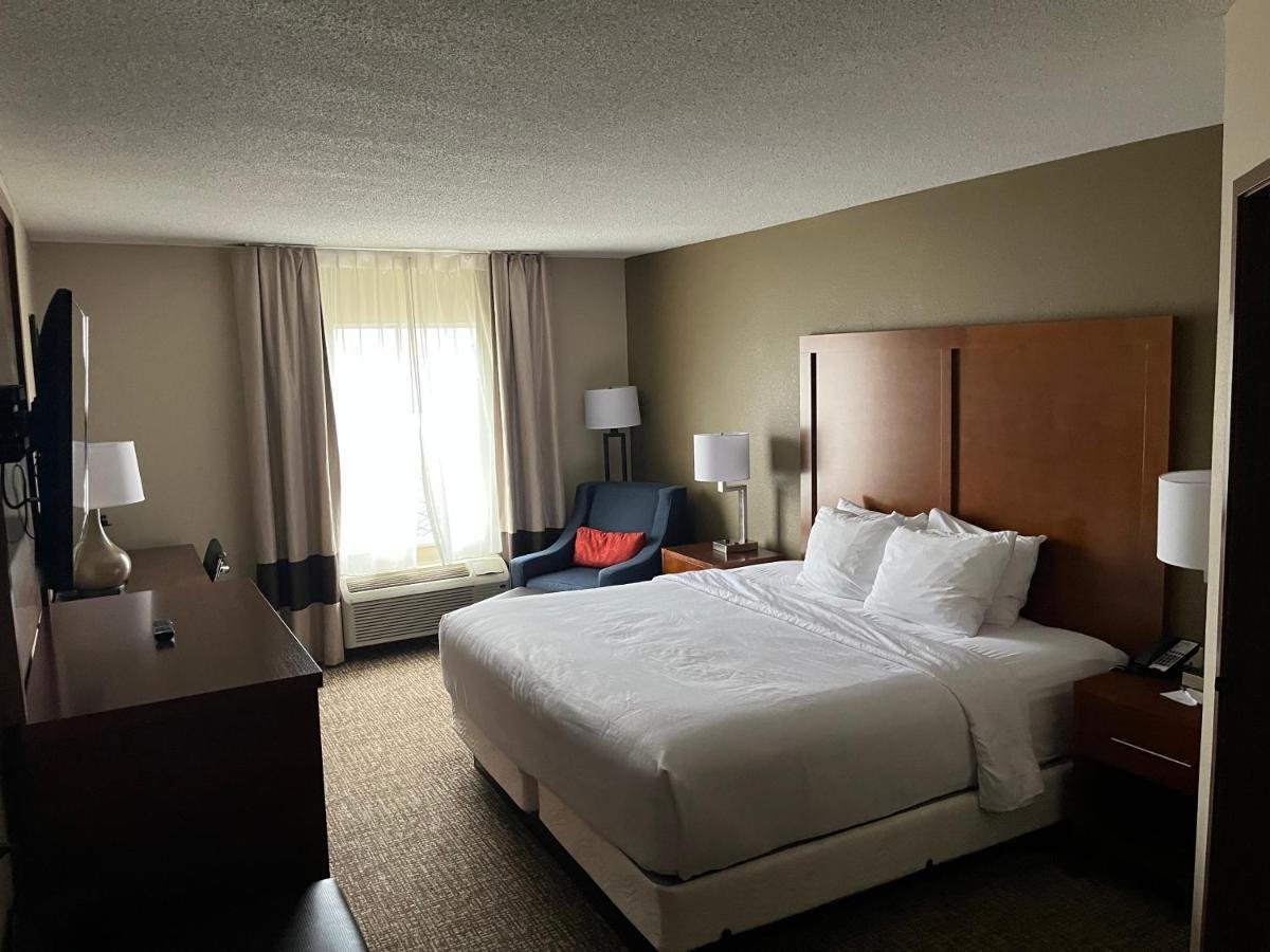 Wingate By Wyndham Clearfield Hotel Bagian luar foto