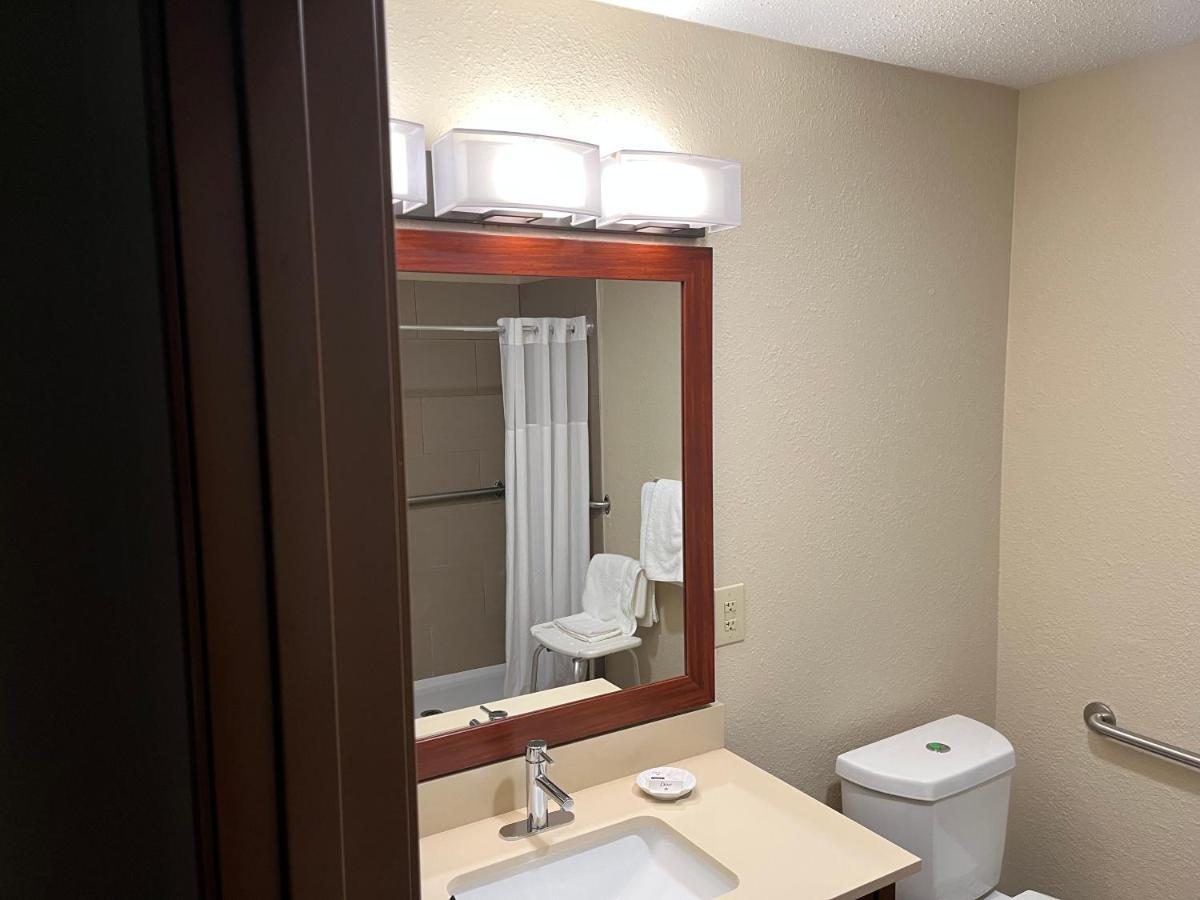Wingate By Wyndham Clearfield Hotel Bagian luar foto