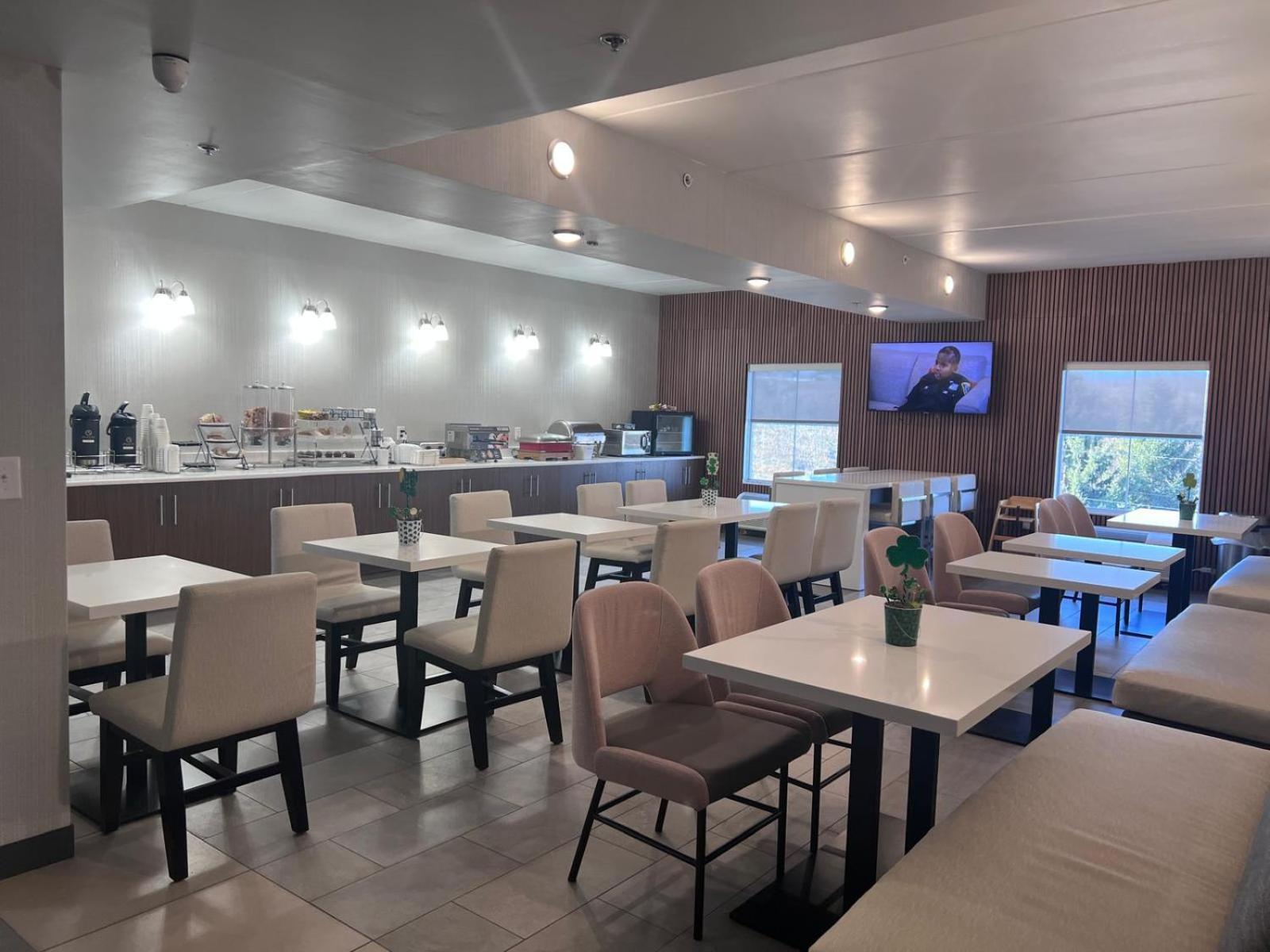 Wingate By Wyndham Clearfield Hotel Bagian luar foto